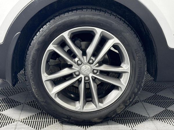 2017-Hyundai-Santa-Fe-R22-Elite-Auto image:7