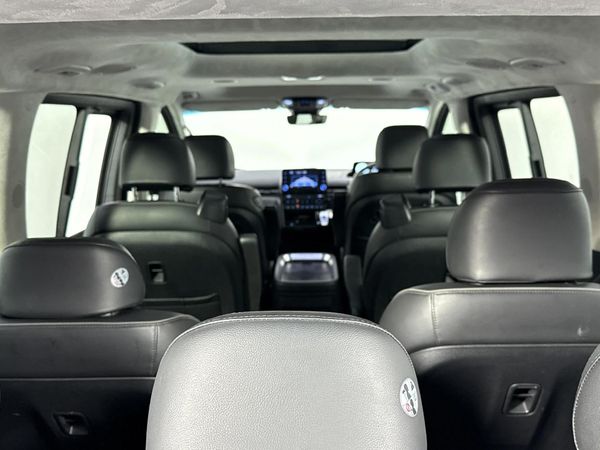 2022-Hyundai-Staria-22d-Luxury-Auto image:13