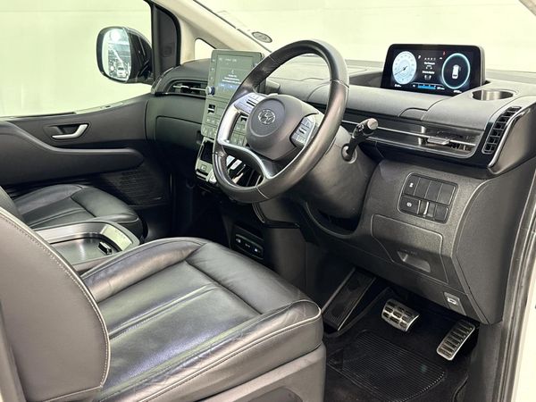 2022-Hyundai-Staria-22d-Luxury-Auto image:8