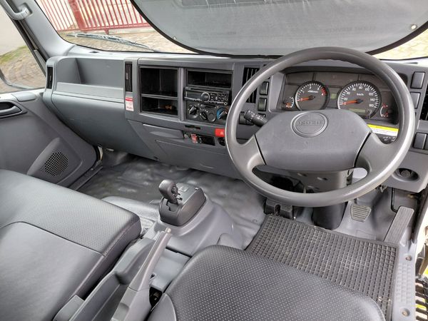 2020-Isuzu-NPR-400-Amt-Fc-Cc image:2