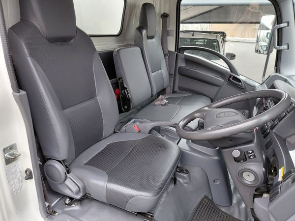 2020-Isuzu-NPR-400-Amt-Fc-Cc image:4