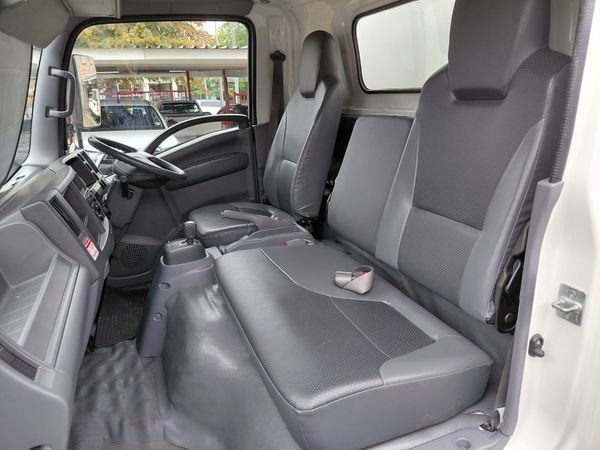 2020-Isuzu-NPR-400-Amt-Fc-Cc image:6