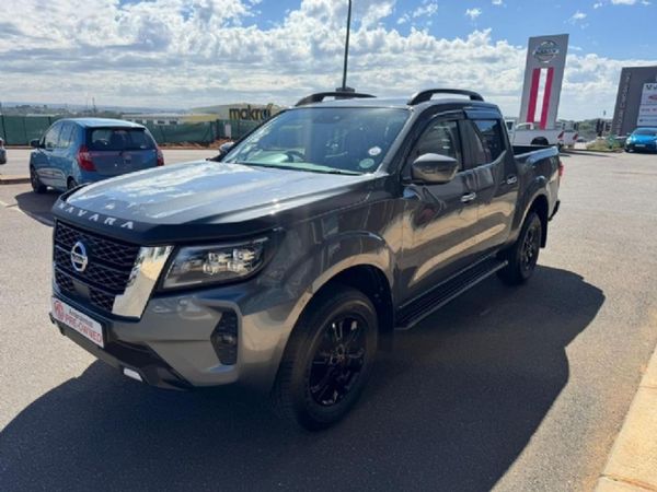 2021-Nissan-Navara-25-DDTi-LE-Plus-Auto-Double-Cab image:2