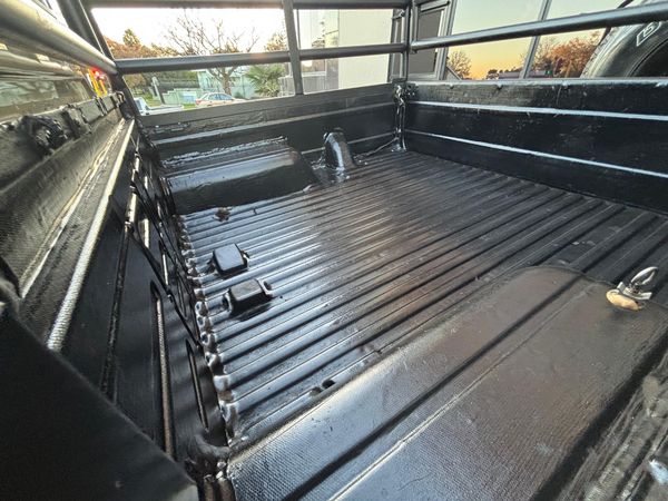 2016-Toyota-Land-Cruiser-79-40-Double-Cab image:8