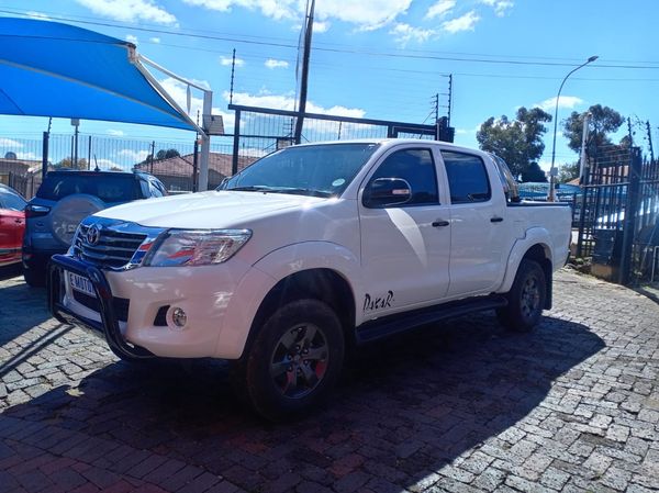 2012-Toyota-Hilux-25-D-4D-SRX-4x4-Double-Cab image:5
