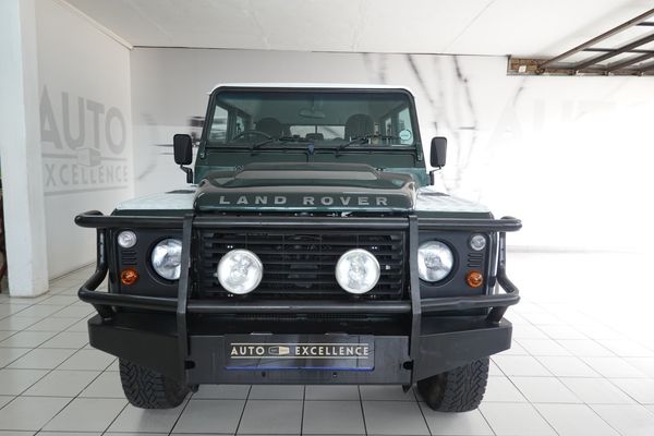 2013-Land-Rover-Defender-110-22D-Double-Cab image:3