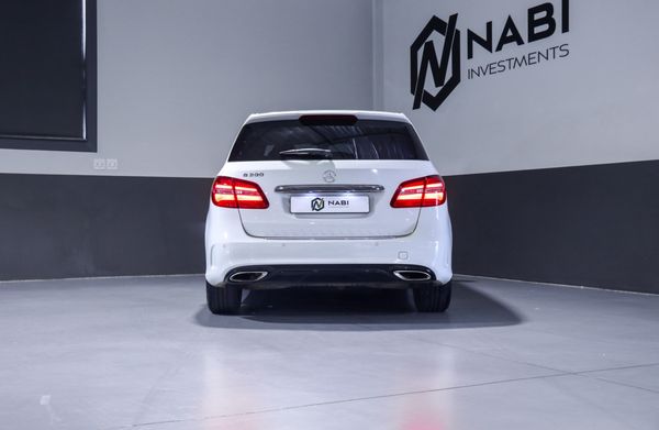 2016-Mercedes-Benz-B-Class-B-200-AMG-Auto image:4