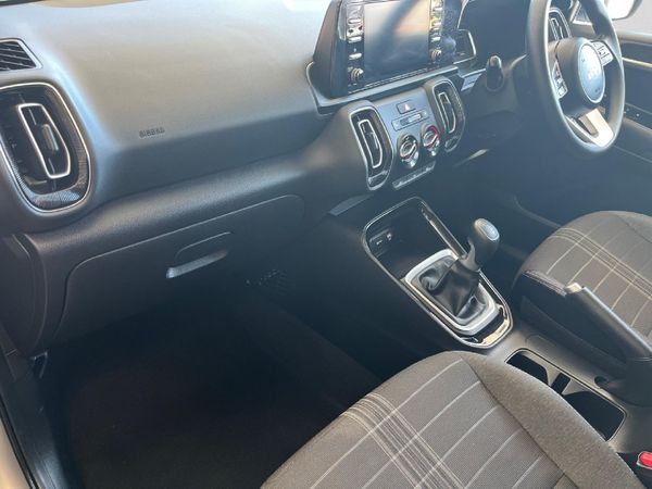 2024-Kia-Sonet-15-LX image:18