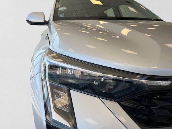 2024-Kia-Sonet-15-LX image:8