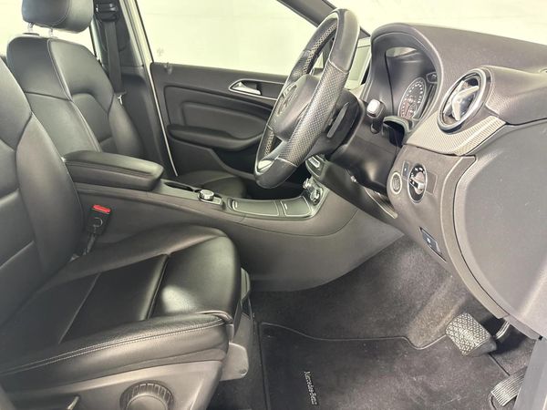 2016-Mercedes-Benz-B-Class-B-200-Auto image:9
