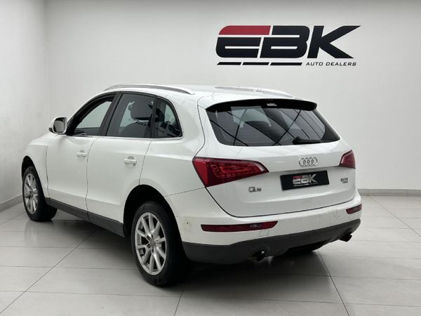 2010-Audi-Q5-20-TFSI-quattro-Auto image:3