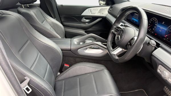2025-Mercedes-Benz-GLE-Coupe-450D-4Matic image:12
