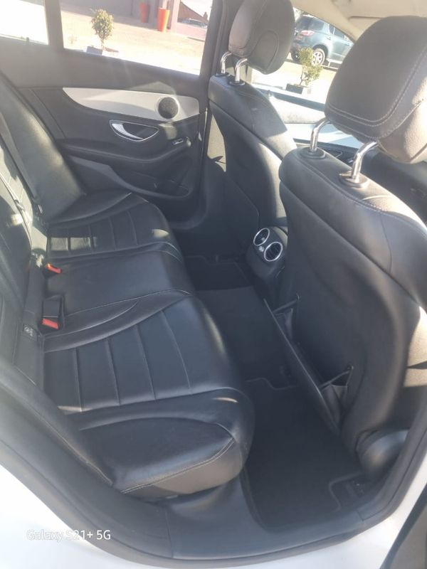 2016-Mercedes-Benz-C-Class-C-180-Estate-Exclusive-Auto image:11