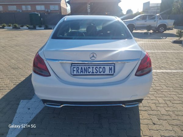2016-Mercedes-Benz-C-Class-C-180-Estate-Exclusive-Auto image:3