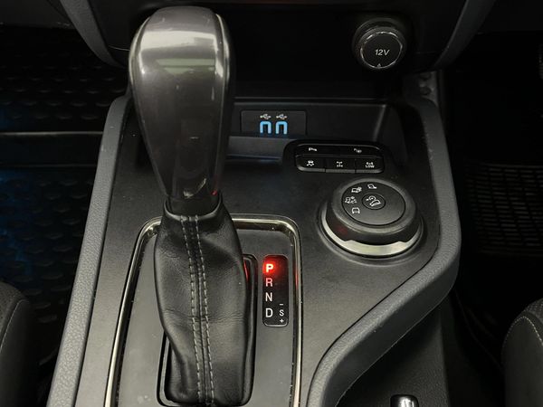 2019-Ford-Everest-32-TDCi-LTD-4x4-Auto image:10