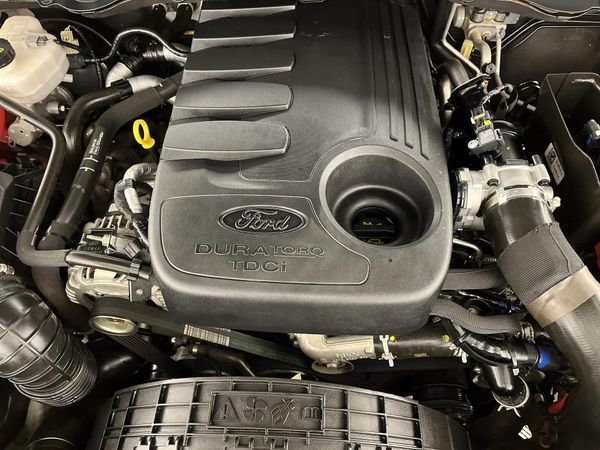 2019-Ford-Everest-32-TDCi-LTD-4x4-Auto image:12