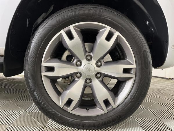 2019-Ford-Everest-32-TDCi-LTD-4x4-Auto image:5