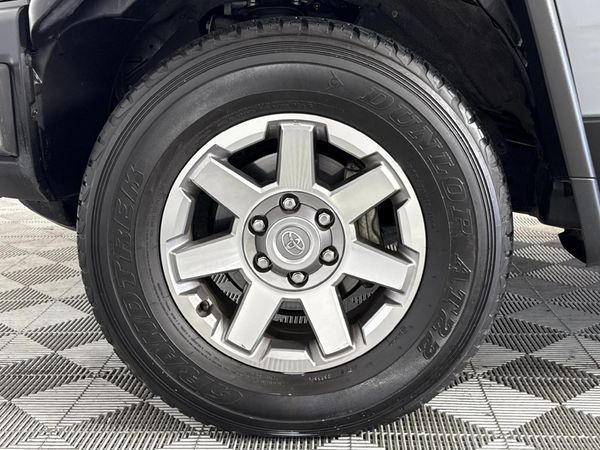 2022-Toyota-FJ-Cruiser-40-V6 image:3