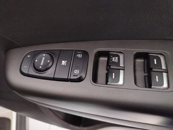 2021-Kia-Sportage-16-GDI-Ignite-Auto image:25