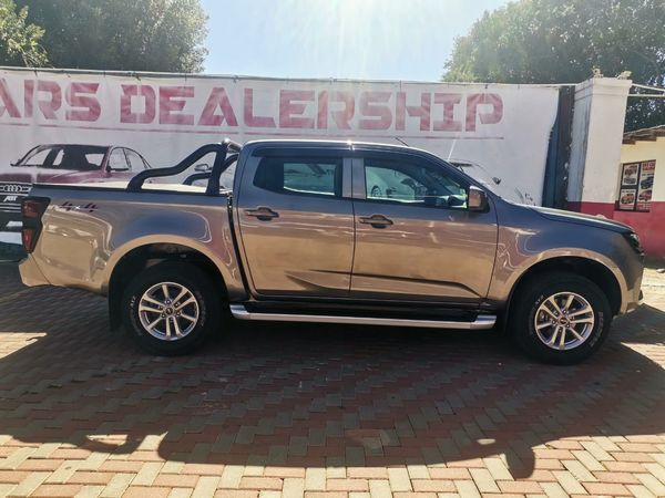 2022-Isuzu-D-Max-19-4x4-Double-Cab-Diesel-Manual image:6