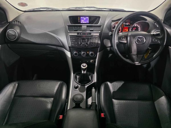 2013-Mazda-BT-50-32-TDi-SLE-4x4-Double-Cab image:11