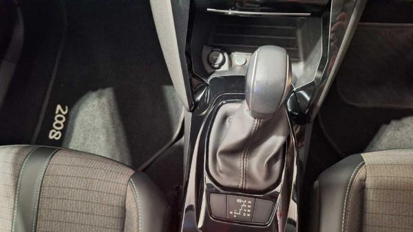 2021-Peugeot-2008-12T-Active-Auto image:18