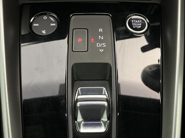 2022-Audi-A3-Sportback-40-TFSI-Auto image:10