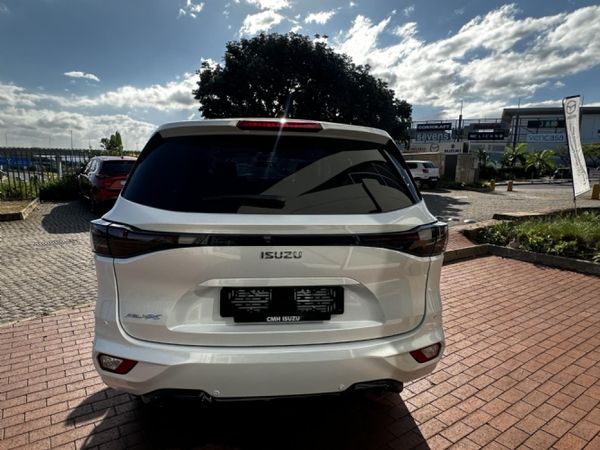 2026-Isuzu-Mu-x-19D-LS-Auto image:2