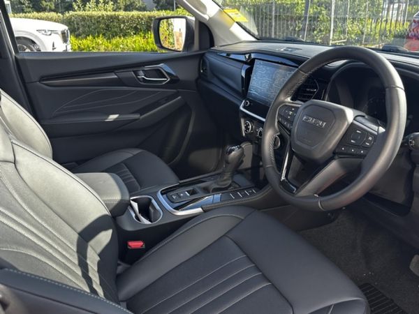 2026-Isuzu-Mu-x-19D-LS-Auto image:7