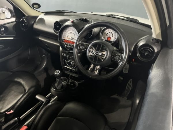 2014-MINI-Paceman-Cooper-S image:9