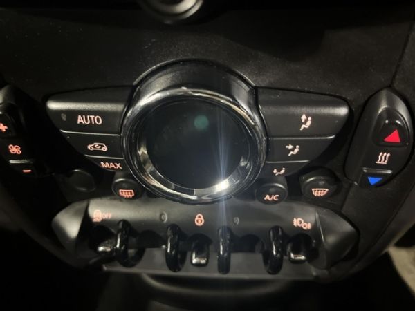 2014-MINI-Paceman-Cooper-S image:12
