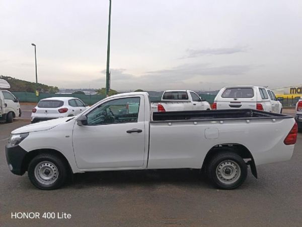 2025-Toyota-Hilux-24-GD-Single-Cab image:2