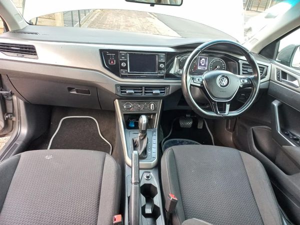 2020-Volkswagen-Polo-10-TSI-Comfortline-Auto image:6