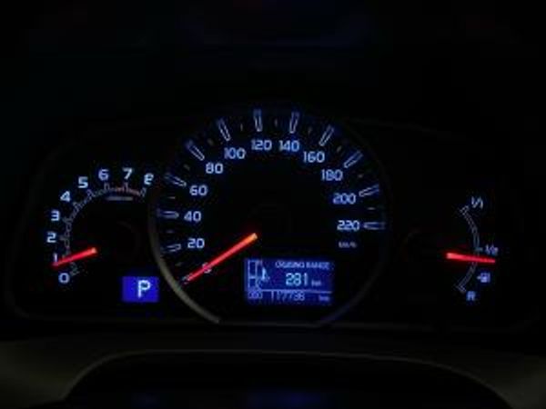 2014-Toyota-RAV4-20-GX-Auto image:4