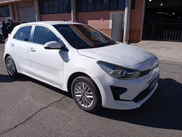 2021-Kia-Rio-12-5-dr image:2