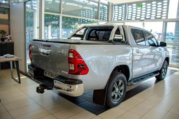 2022-Toyota-Hilux-28-GD-6-Raider-4x4-Auto-Double-Cab image:4