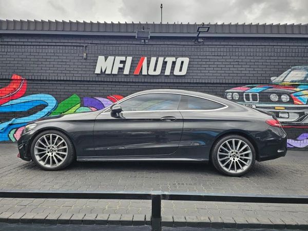 2019-Mercedes-Benz-C-Class-AMG-Package image:7