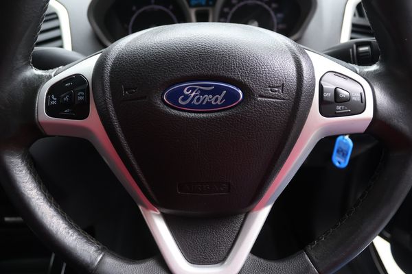 2015-Ford-EcoSport-15-TDCi-Titanium image:6