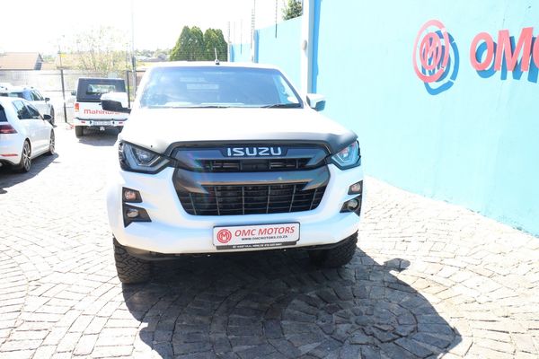 2024-Isuzu-D-Max-19-DDI-HR-LS-Auto-Extended-Cab image:1