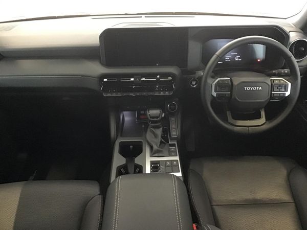 2026-Toyota-Land-Cruiser-Prado-TX-28GD-Auto image:5