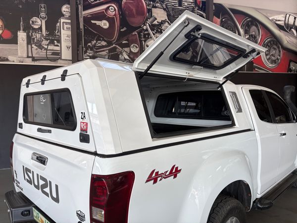 2020-Isuzu-D-Max-300-LX-4x4-Extended-Cab image:17