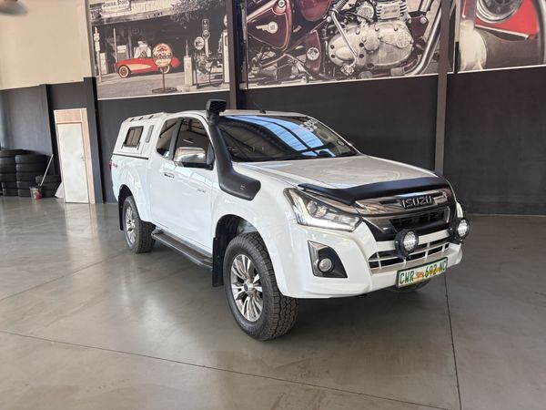 2020-Isuzu-D-Max-300-LX-4x4-Extended-Cab image:6
