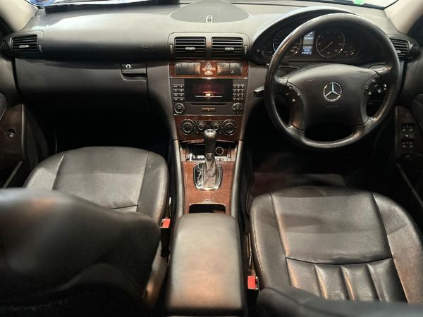 2007-Mercedes-Benz-C-Class-C-180K-Elegance-Auto image:9