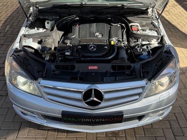 2011-Mercedes-Benz-C-Class-C-180-CGI-BE-Avantgarde-Auto image:11