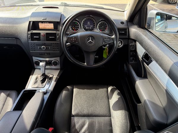 2011-Mercedes-Benz-C-Class-C-180-CGI-BE-Avantgarde-Auto image:16