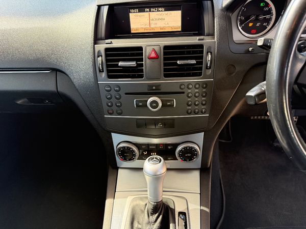 2011-Mercedes-Benz-C-Class-C-180-CGI-BE-Avantgarde-Auto image:20