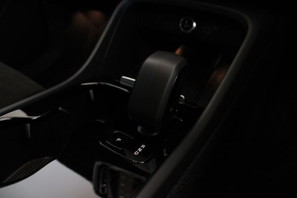 2026-Volvo-C40-Recharge-Twin-Pure-Electric image:18