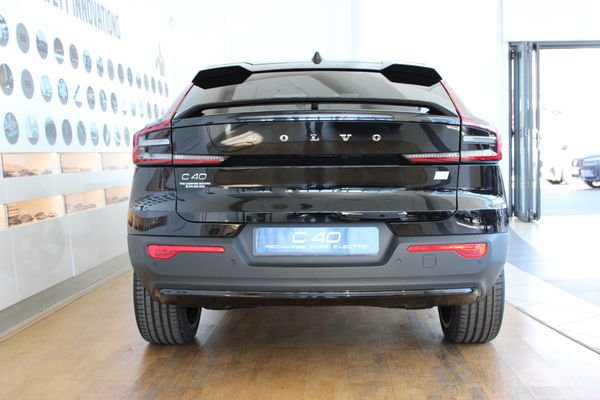 2026-Volvo-C40-Recharge-Twin-Pure-Electric image:6