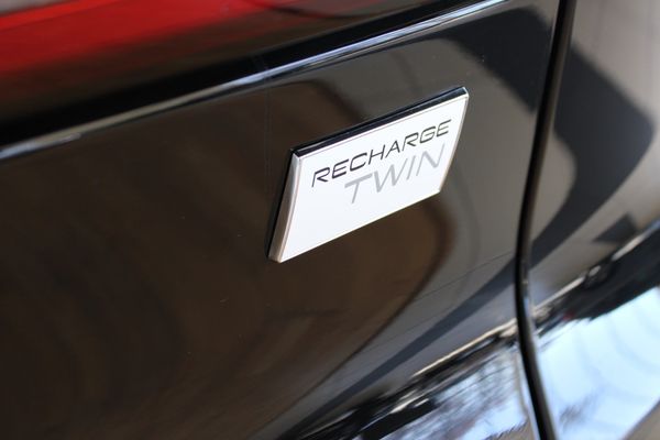 2026-Volvo-C40-Recharge-Twin-Pure-Electric image:7
