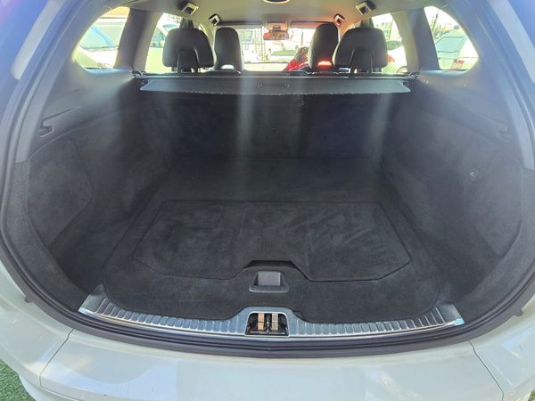 2014-Volvo-XC60-D4-Excel-Drive-E image:14